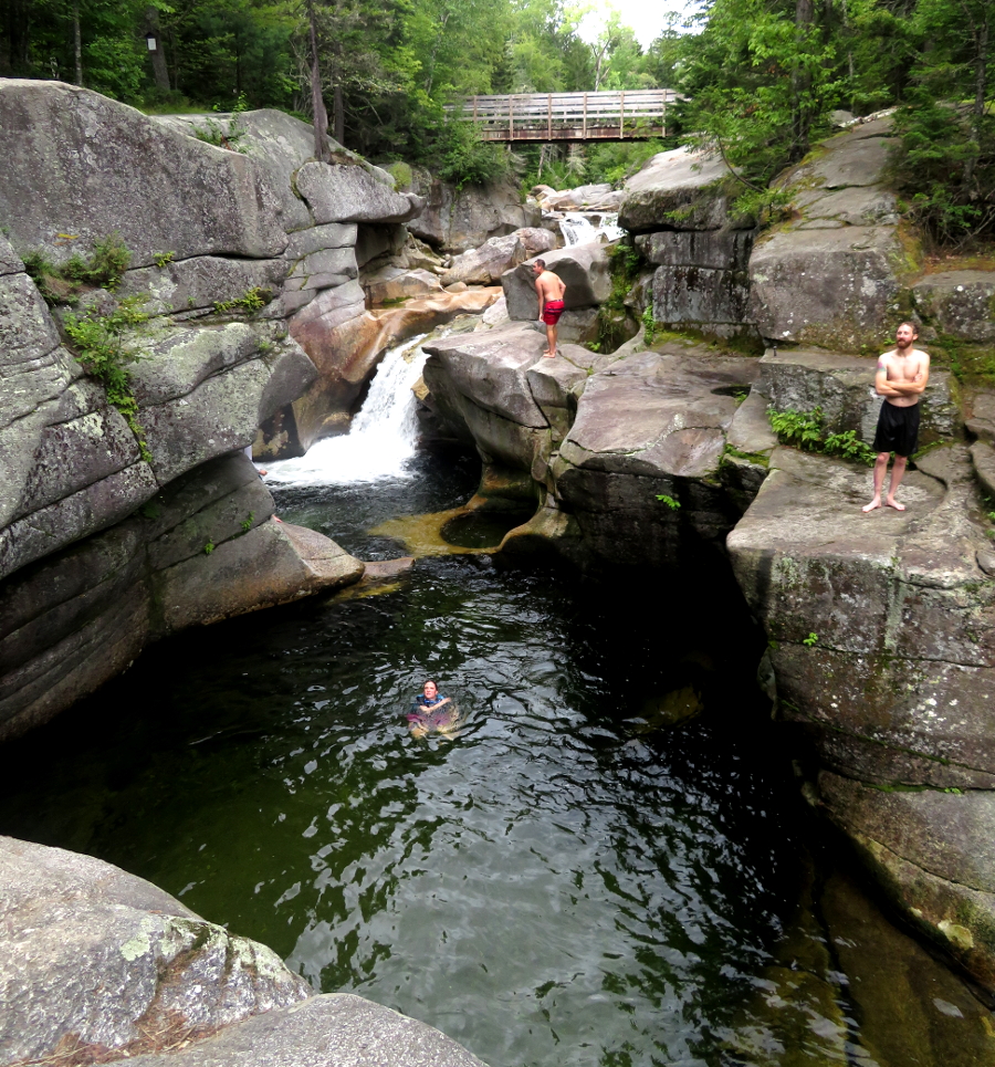 free wild swimming hole in Fabyan New Hampshire called the Upper Falls of Ammonoosuc River